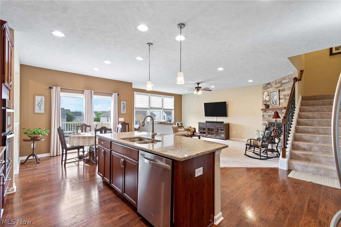 49 Garnett Akron OH 44321