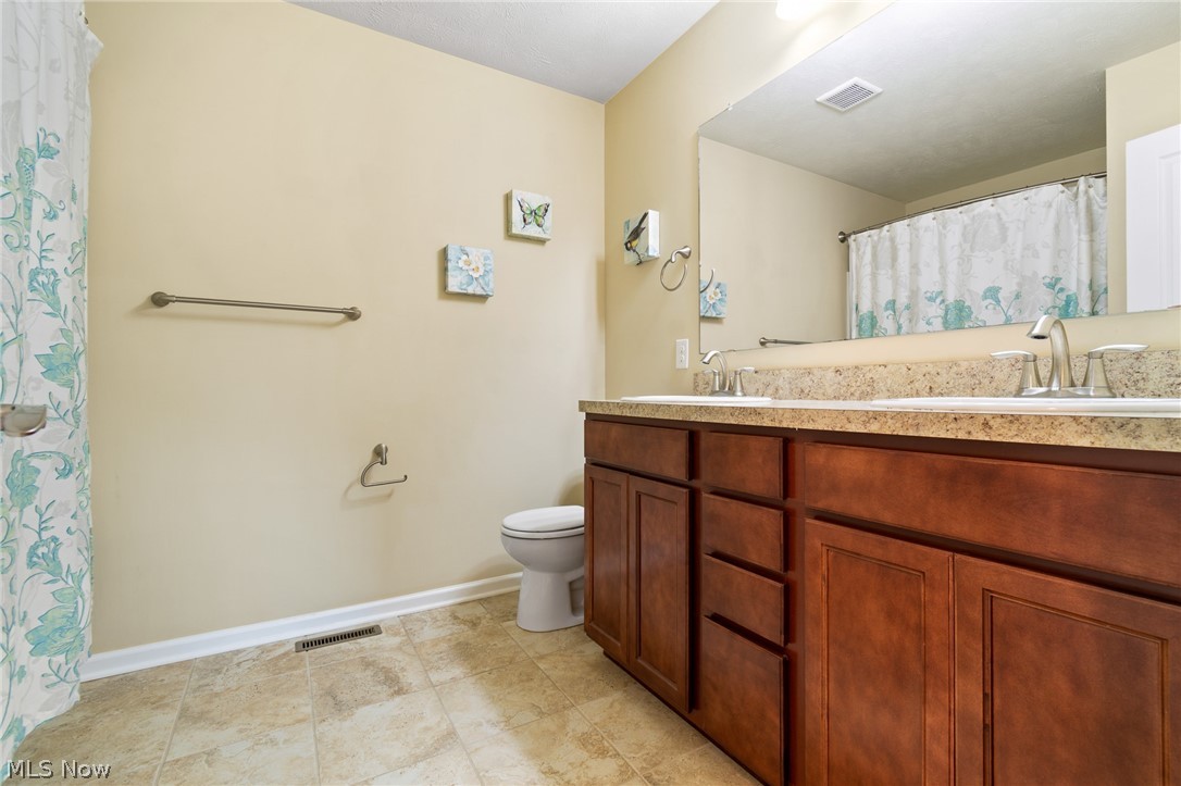 49 Garnett Akron OH 44321
