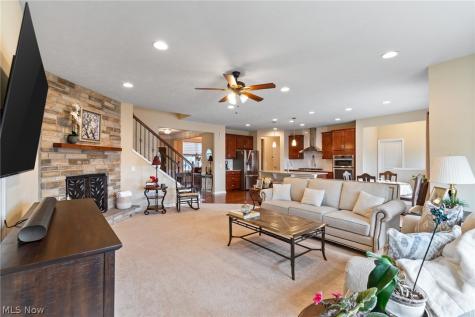 49 Garnett Akron OH 44321