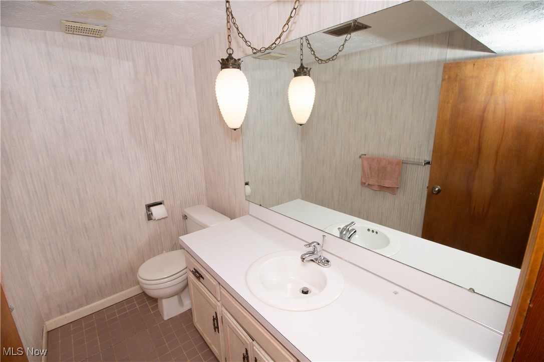 40 Squires Court Medina OH 44256