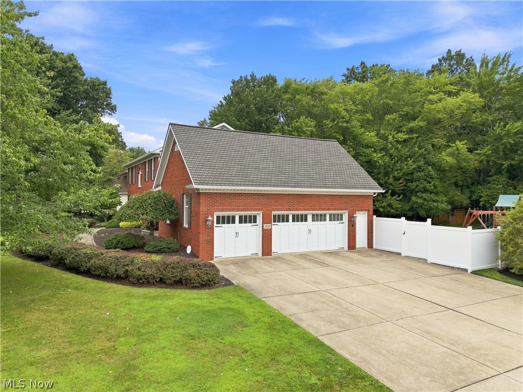 30401 Kristin Court Willoughby Hills OH 44092