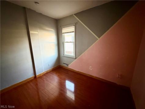 3328 North Avenue Parma OH 44134