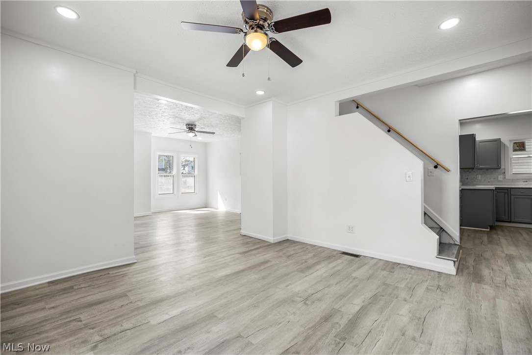 929 Washington Avenue Lorain OH 44052