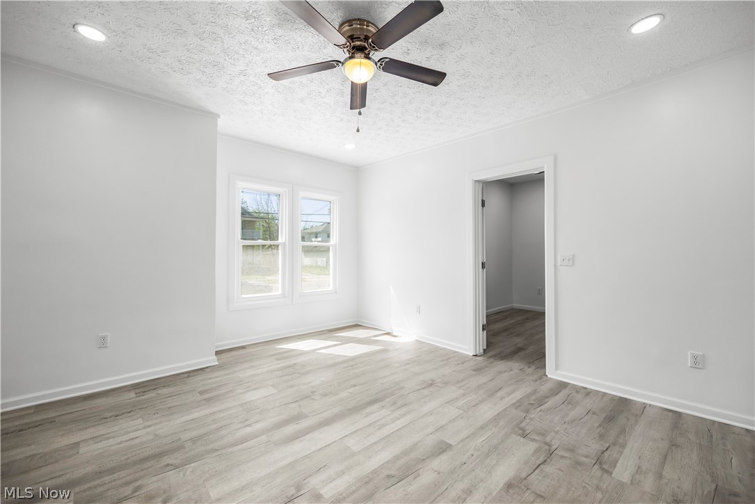 929 Washington Avenue Lorain OH 44052