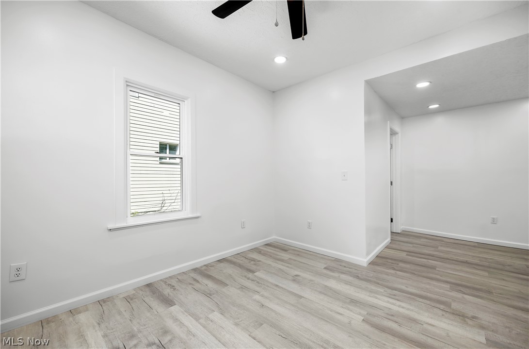 929 Washington Avenue Lorain OH 44052