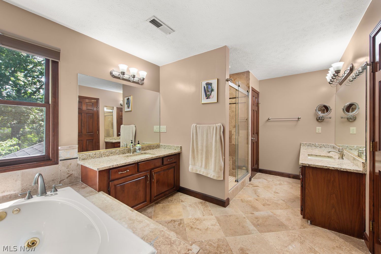 30939 Riviera Lane Westlake OH 44145