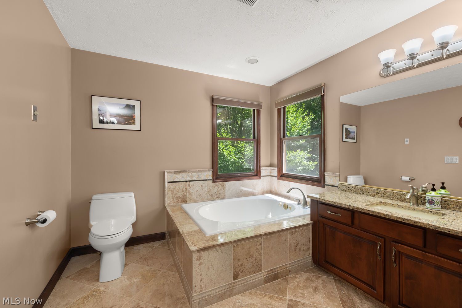 30939 Riviera Lane Westlake OH 44145