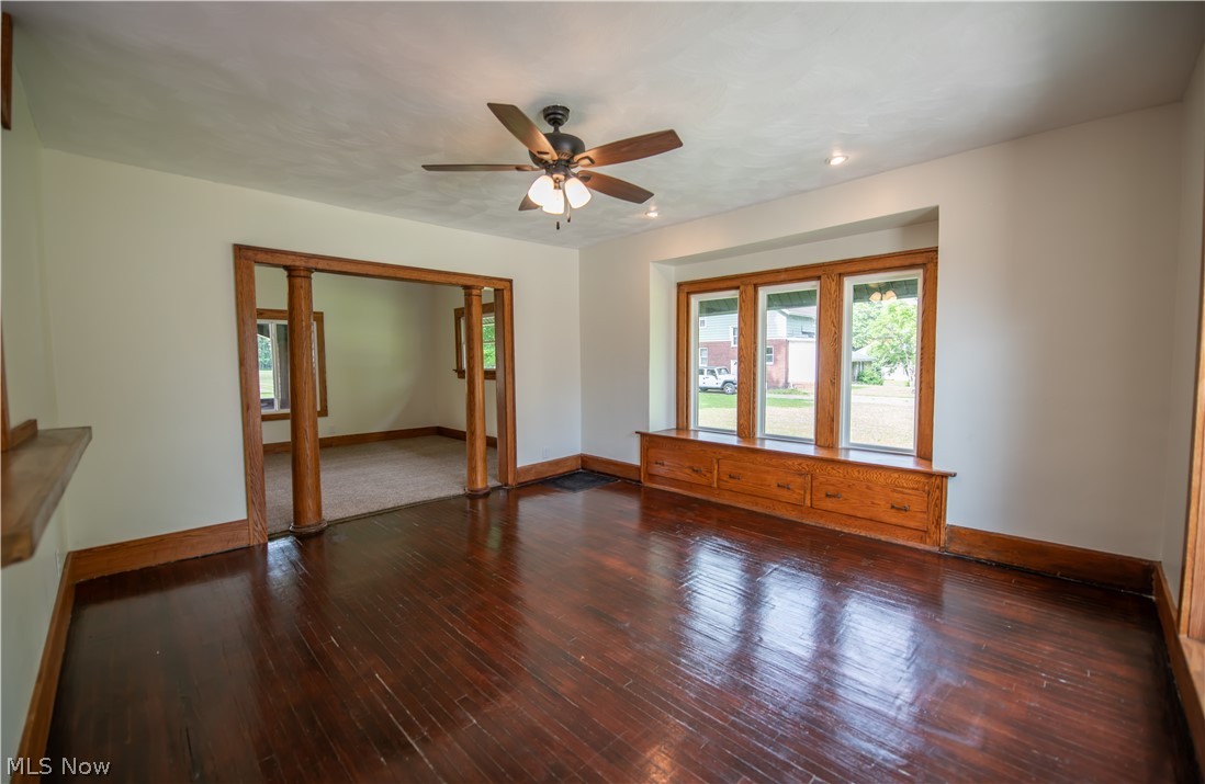 341 W Lisbon Street Waynesburg OH 44688
