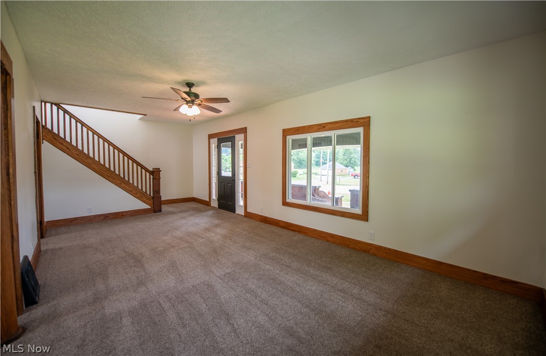 341 W Lisbon Street Waynesburg OH 44688