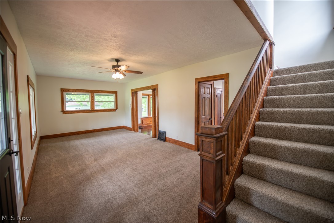 341 W Lisbon Street Waynesburg OH 44688