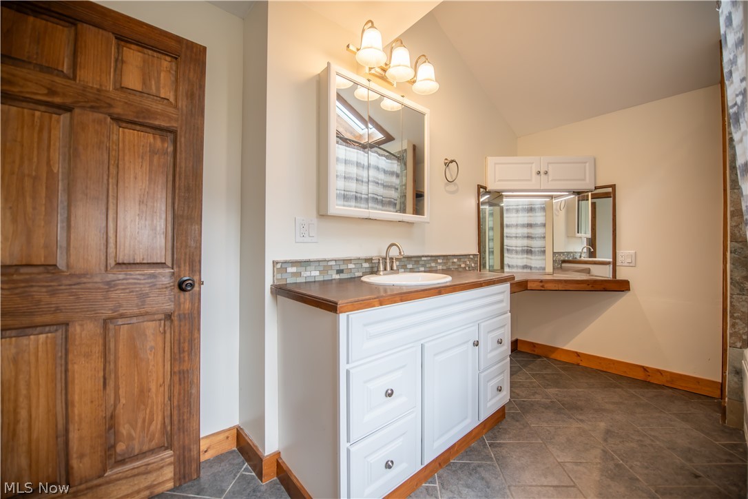 341 W Lisbon Street Waynesburg OH 44688