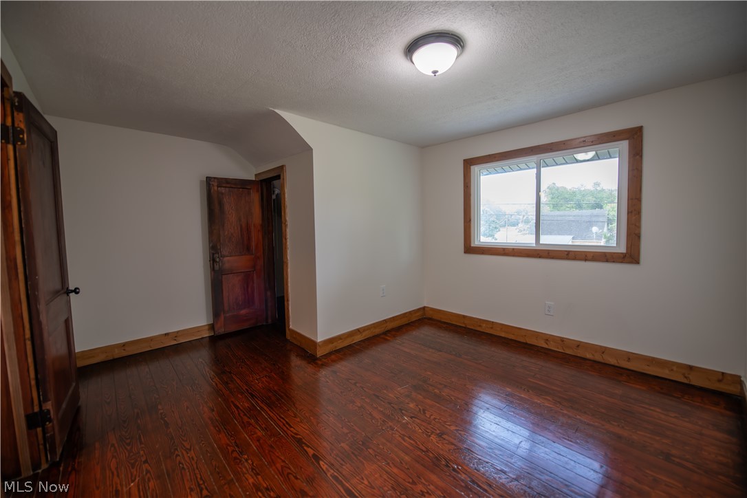 341 W Lisbon Street Waynesburg OH 44688
