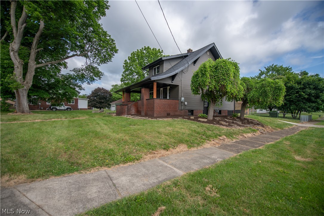 341 W Lisbon Street Waynesburg OH 44688