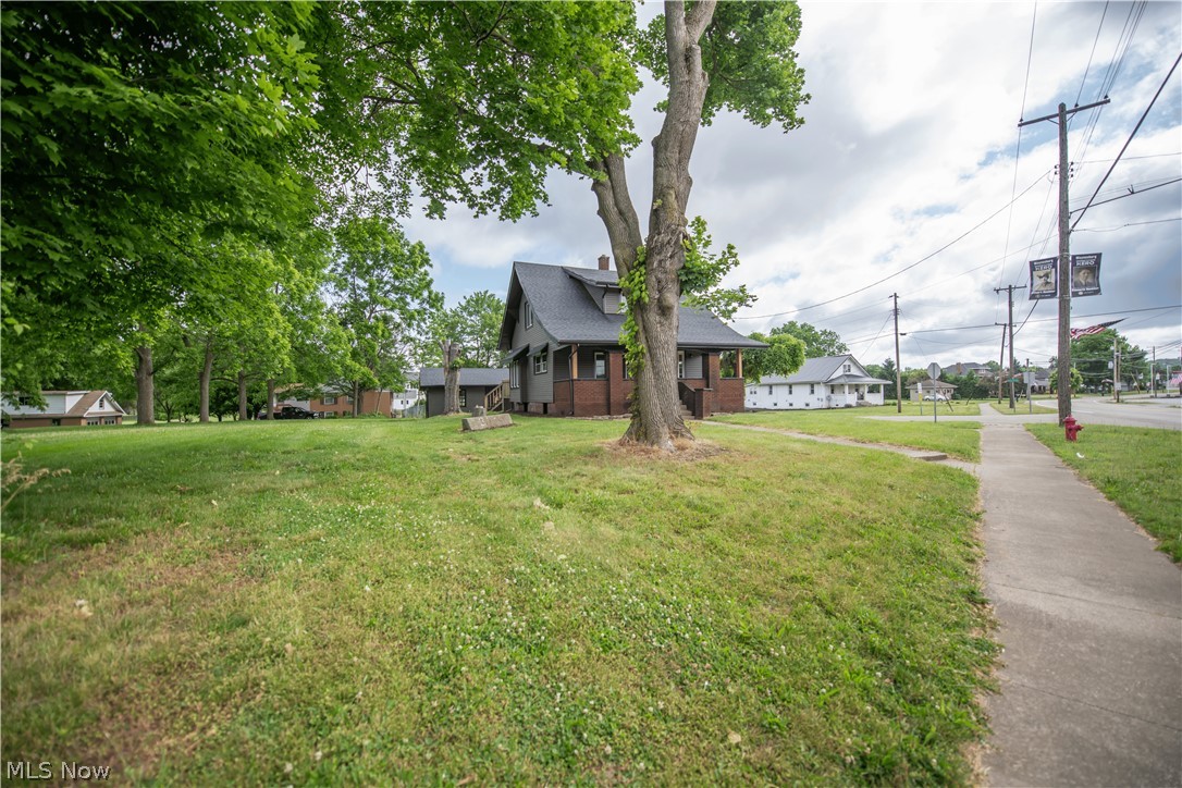 341 W Lisbon Street Waynesburg OH 44688