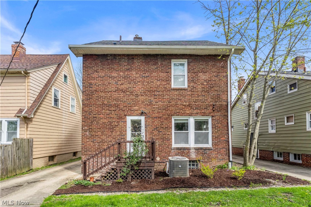 3562 Cedarbrook Road University Heights OH 44118