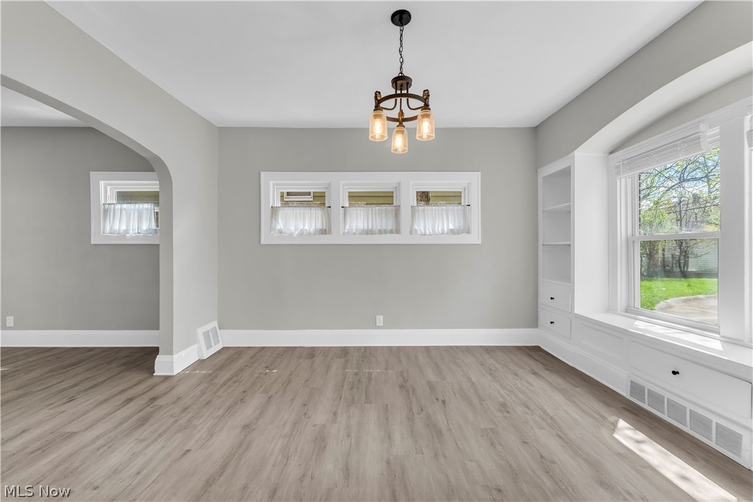 3562 Cedarbrook Road University Heights OH 44118