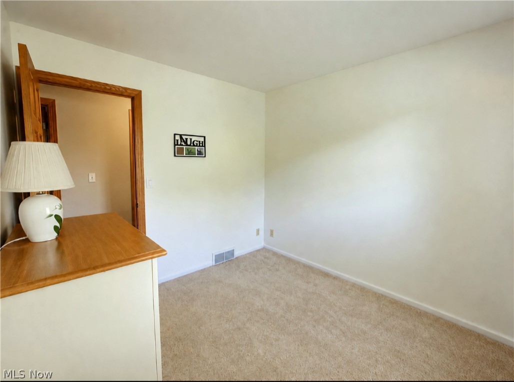 3438 Warren Meadville Road Warren OH 44410