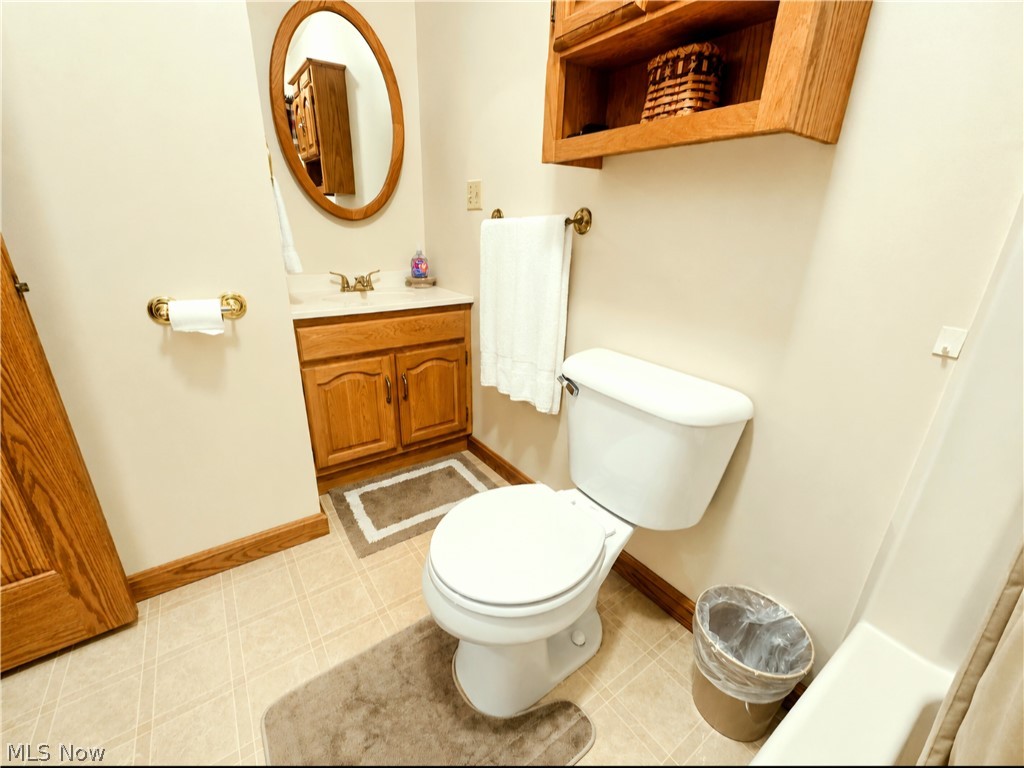 3438 Warren Meadville Road Warren OH 44410