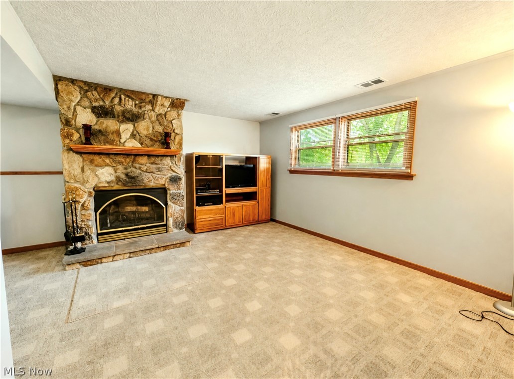 3438 Warren Meadville Road Warren OH 44410