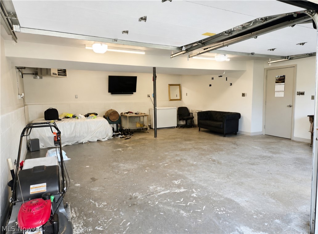 3438 Warren Meadville Road Warren OH 44410