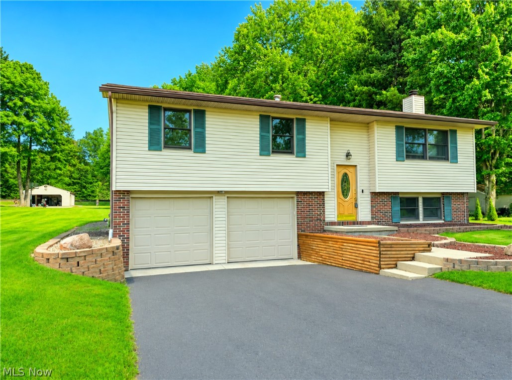 3438 Warren Meadville Road Warren OH 44410