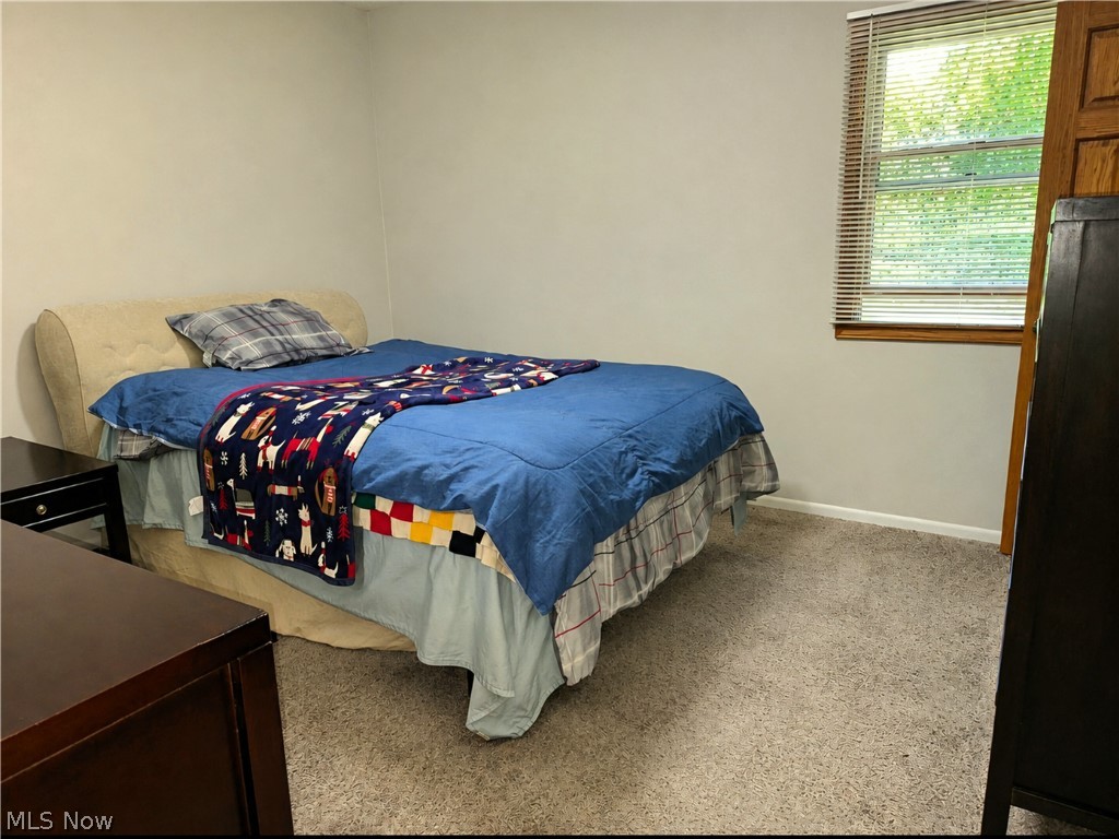 3438 Warren Meadville Road Warren OH 44410