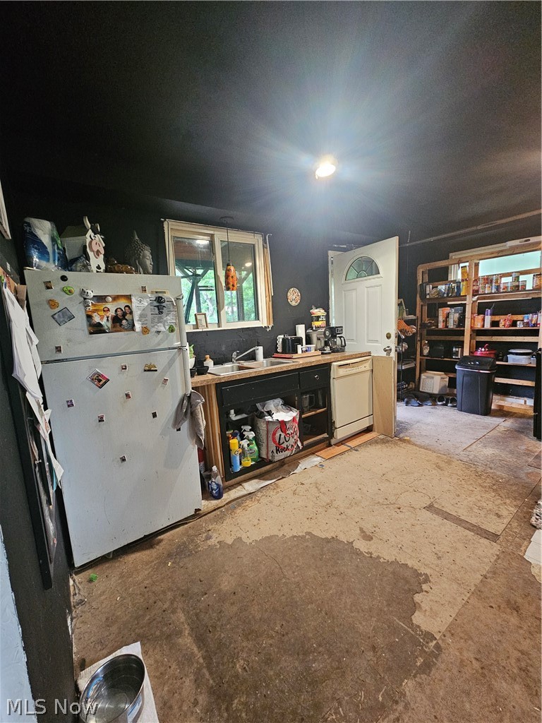 31438 Center Ridge Road Westlake OH 44145