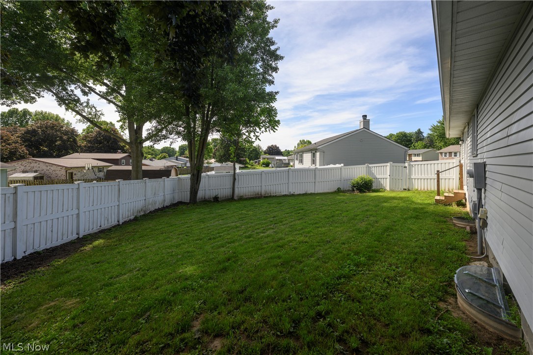 1310 Nottingham Square NE Bolivar OH 44612