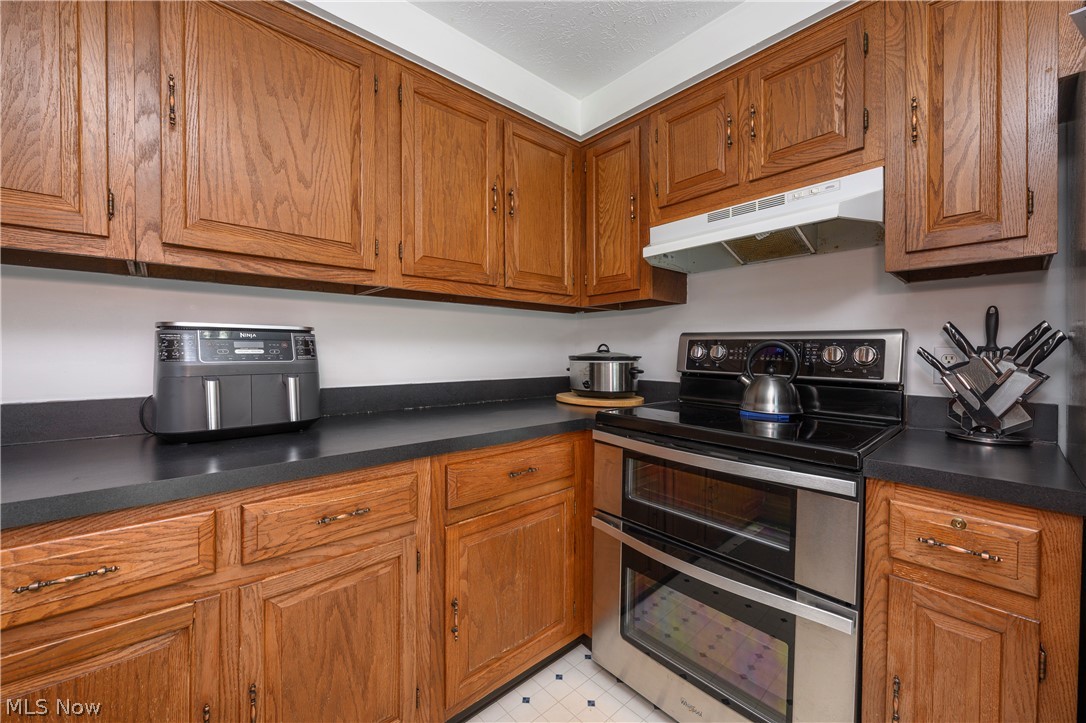 1310 Nottingham Square NE Bolivar OH 44612