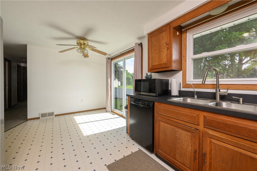 1310 Nottingham Square NE Bolivar OH 44612