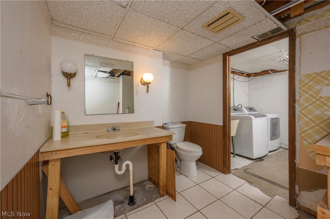 1310 Nottingham Square NE Bolivar OH 44612