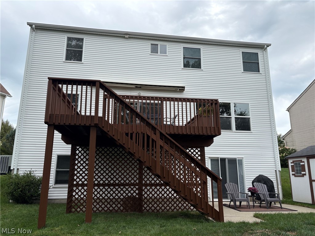 147 Quartz Avenue Peninsula OH 44264