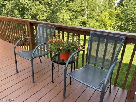 147 Quartz Avenue Peninsula OH 44264