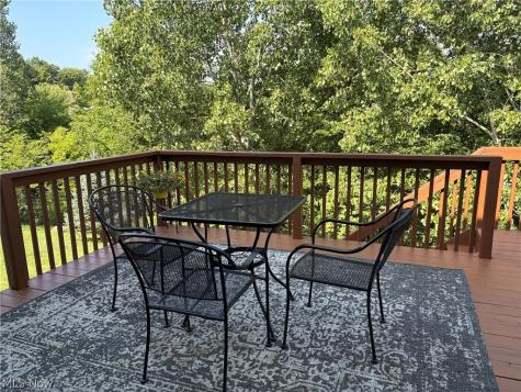 147 Quartz Avenue Peninsula OH 44264