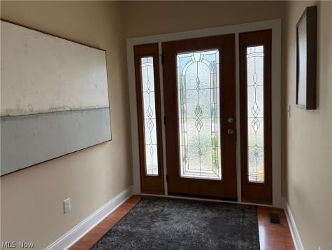 147 Quartz Avenue Peninsula OH 44264