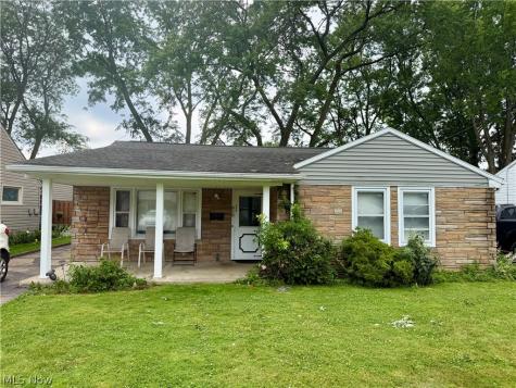 1565 Chattanooga Avenue Youngstown OH 44514