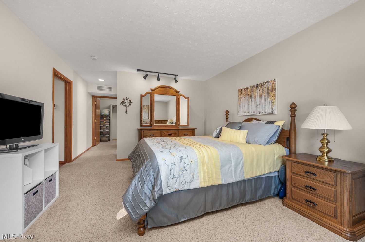 8937 Longbrook Drive North Ridgeville OH 44039