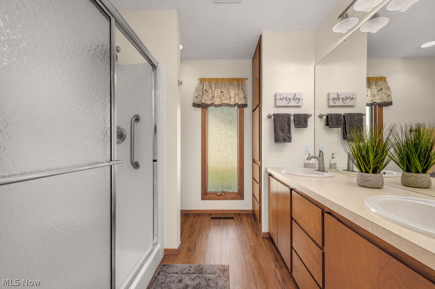 8937 Longbrook Drive North Ridgeville OH 44039