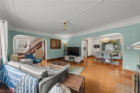 1721 Grant Avenue Cuyahoga Falls OH 44223