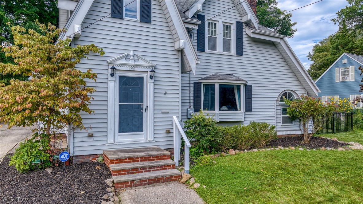 1721 Grant Avenue Cuyahoga Falls OH 44223