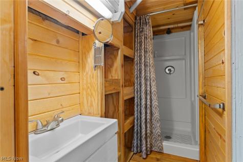 1721 Grant Avenue Cuyahoga Falls OH 44223