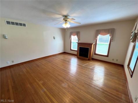2077 King Drive Stow OH 44224