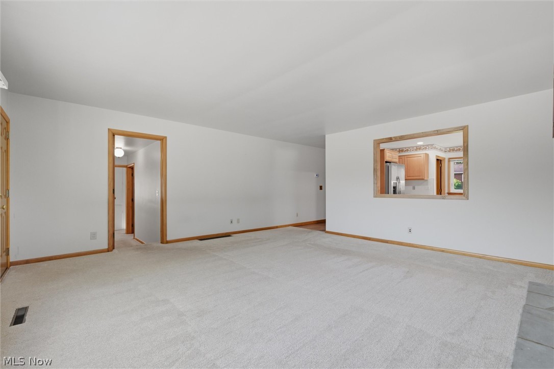 150 7th Street Columbiana OH 44408