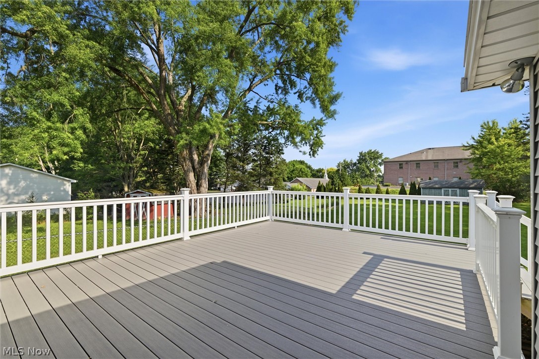 150 7th Street Columbiana OH 44408
