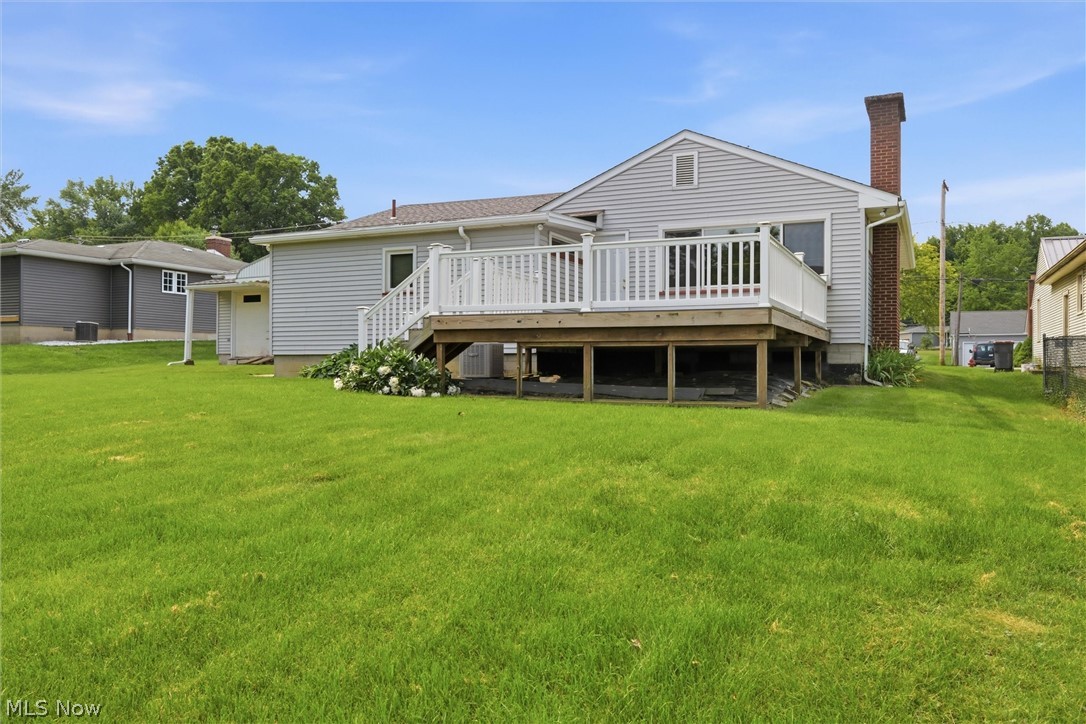 150 7th Street Columbiana OH 44408