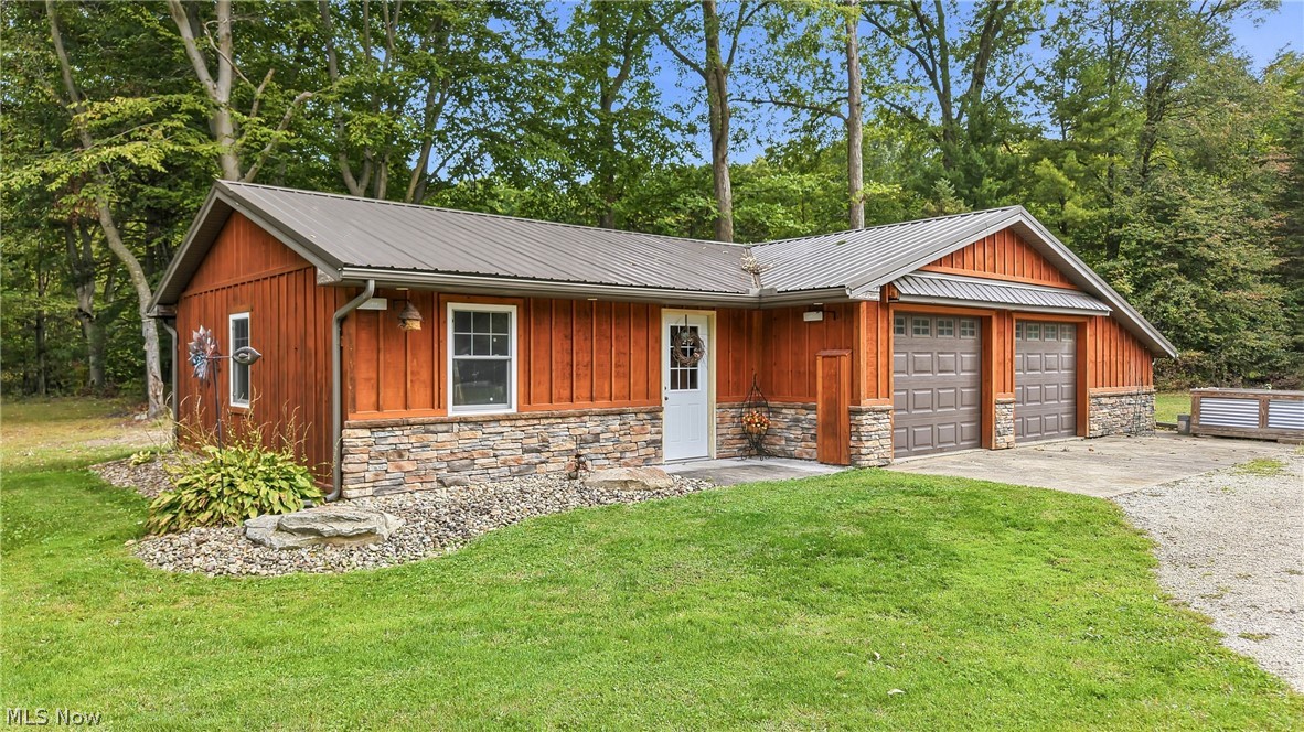 2819 Cadwallader Sonk Road Cortland OH 44410