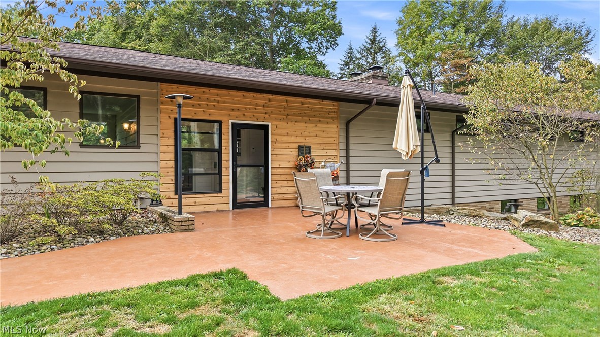 2819 Cadwallader Sonk Road Cortland OH 44410