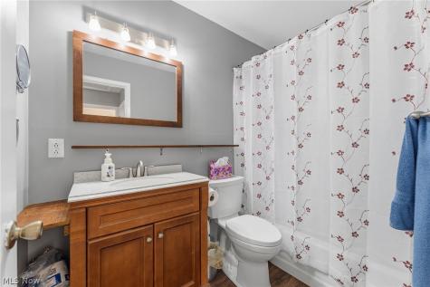 7185 Lake Shore Boulevard Mentor OH 44060