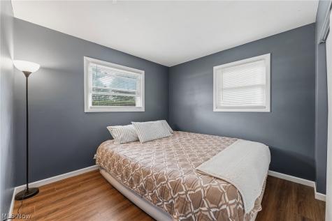 7185 Lake Shore Boulevard Mentor OH 44060