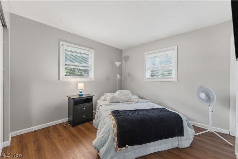 7185 Lake Shore Boulevard Mentor OH 44060